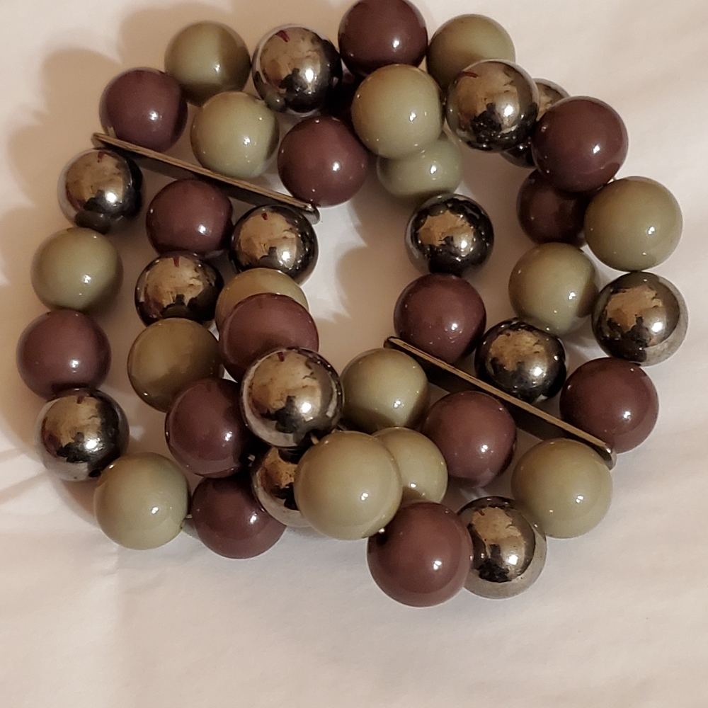 Chunky Beaded Bracelet - Picture 3 of 3